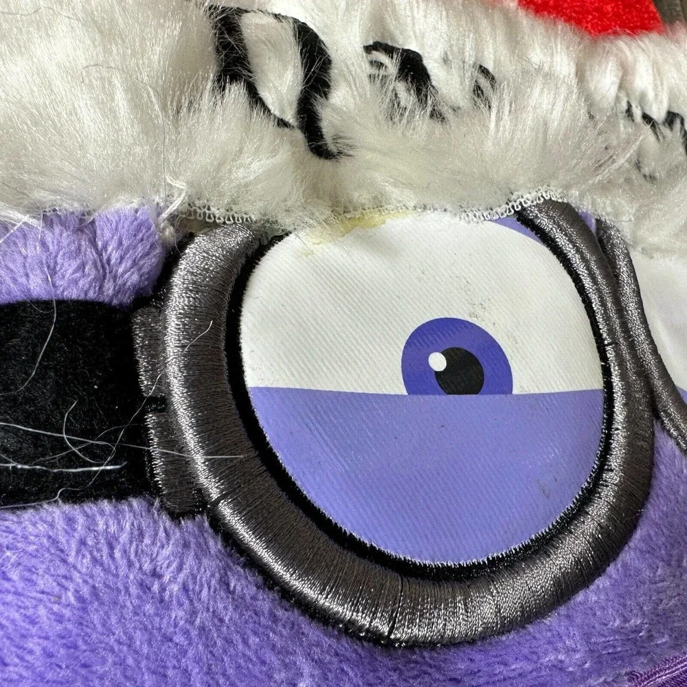 Despicable Me Evil Minion Mayhem Universal Purple Park Santa Hat Christmas‎ 2015